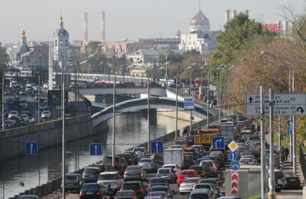 <br />
Как московских водителей вынуждают отказываться от личных авто<br />

