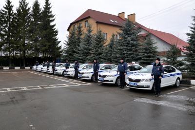 <br />
        Автопарк Госавтоинспекции Смоленской области пополнился новыми служебными автомобилями     