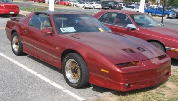 <br />
			В США за 21 000 долларов продается фальшивый Ferrari F40 (10 фото)